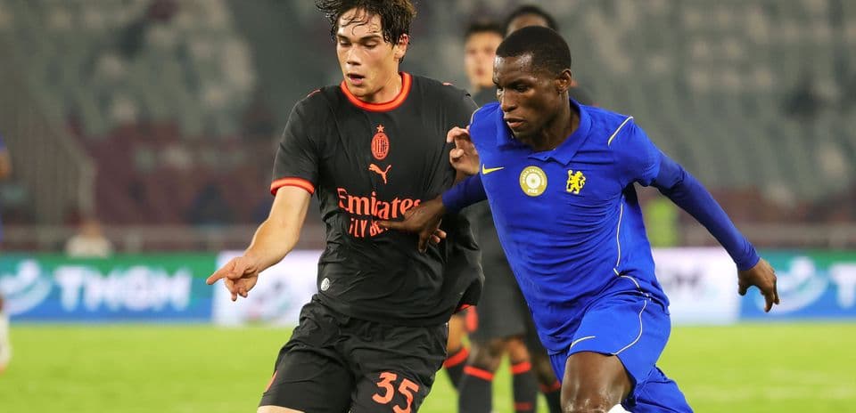 Aston Villa ficha a Nicolas Jackson por £65 millones y reúne al delantero con Unai Emery
