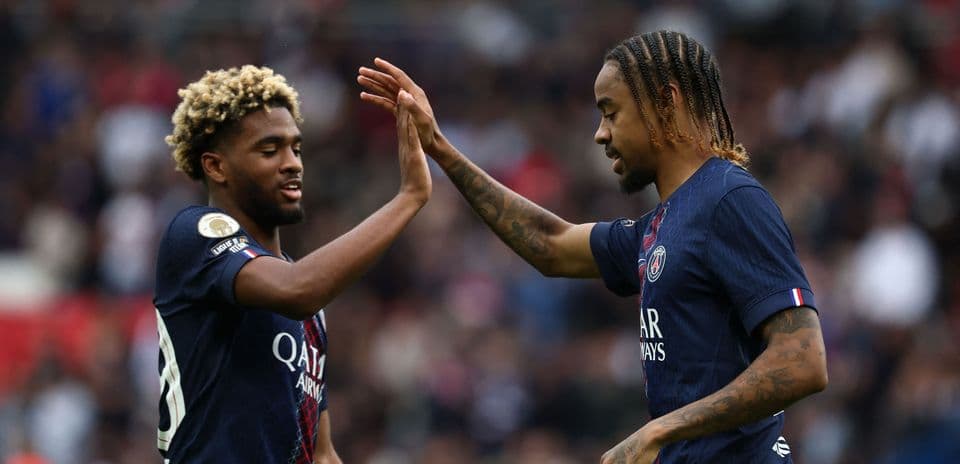 Liverpool avanza en fichajes con Ibrahim Mbaye y busca cerrar la llegada de Bradley Barcola desde PSG
