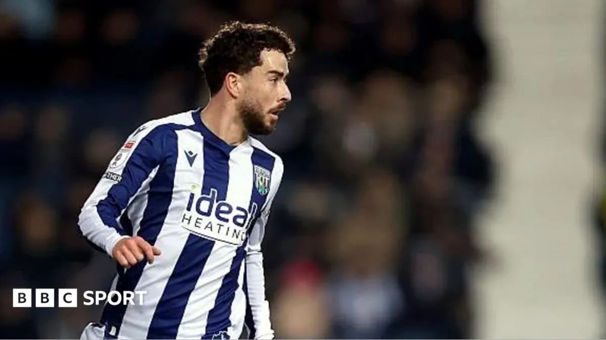 Jugador de West Bromwich Albion en acción durante el partido Jugador de West Bromwich Albion en acción durante el partido