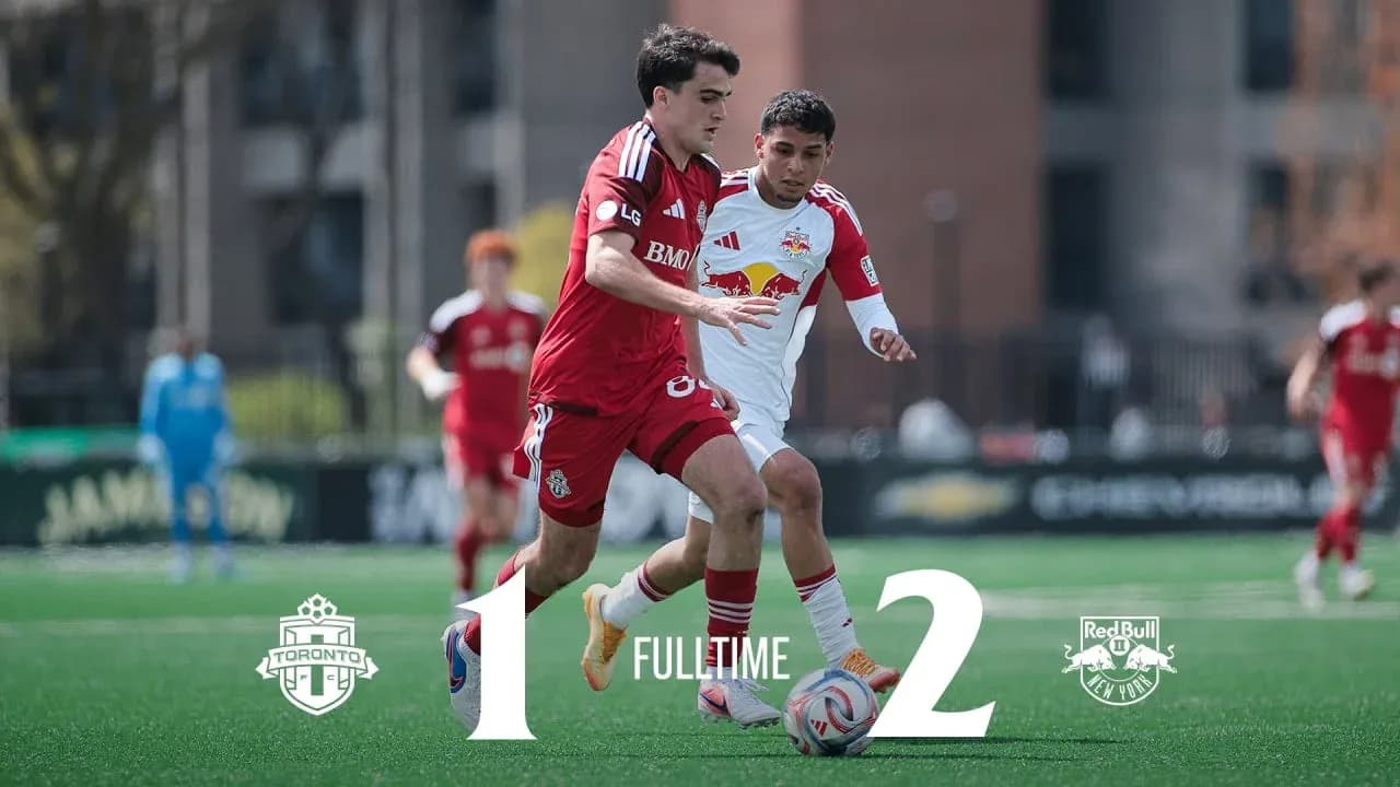 Jugador de Toronto II contra New York RB II Jugador de Toronto II contra New York RB II