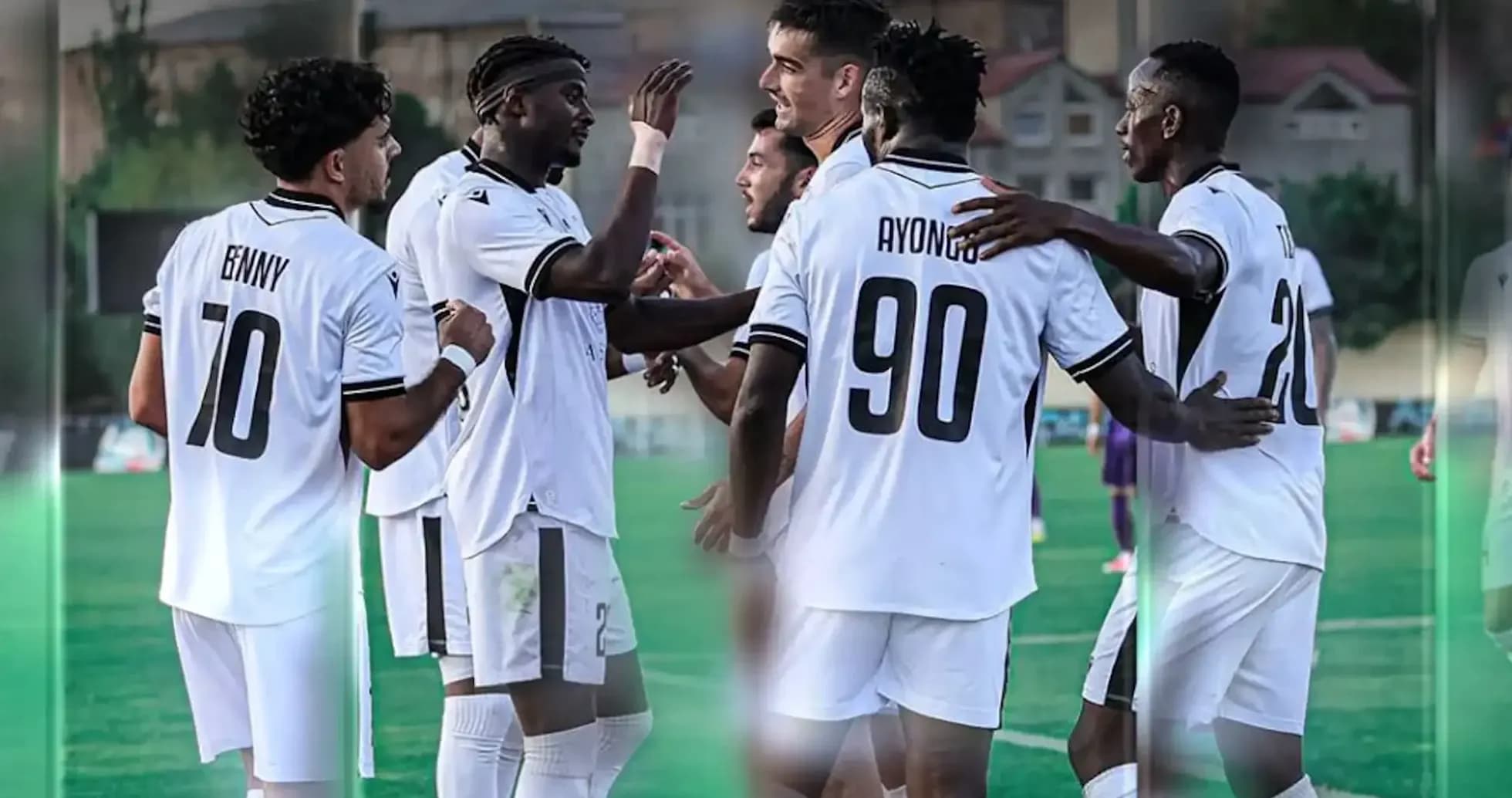 Jugadores de Ararat-Armenia celebrando un gol Jugadores de Ararat-Armenia celebrando un gol