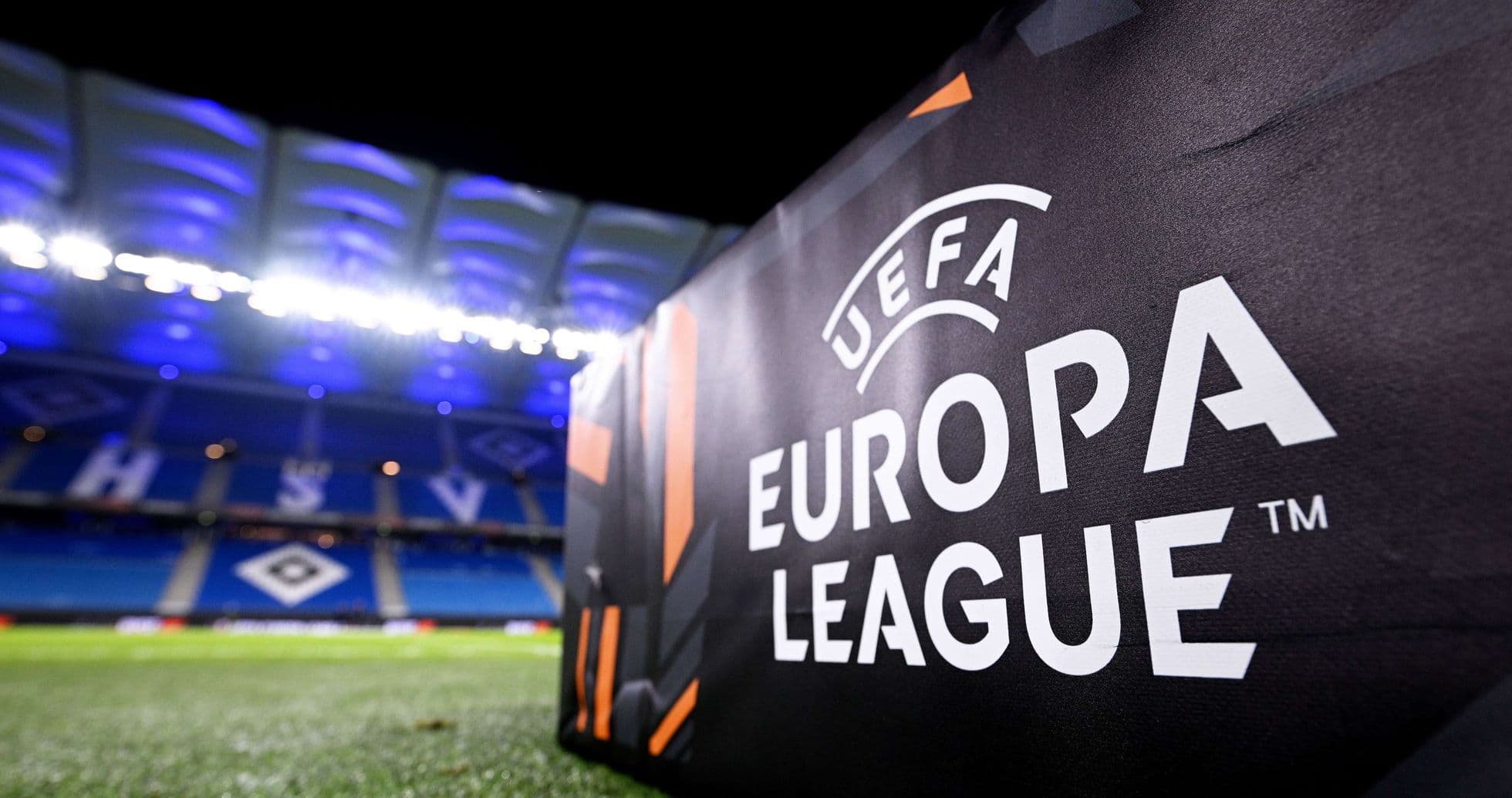 Ferencvarosi TC y Panathinaikos empatan 1–1 en Budapest.jpg Ferencvarosi TC y Panathinaikos empatan 1–1 en Budapest.jpg