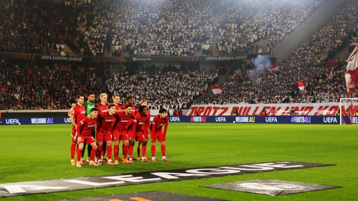 SC Freiburg vence 1-0 a Maccabi Tel Aviv y cierra League Stage invicto.jpg SC Freiburg vence 1-0 a Maccabi Tel Aviv y cierra League Stage invicto.jpg