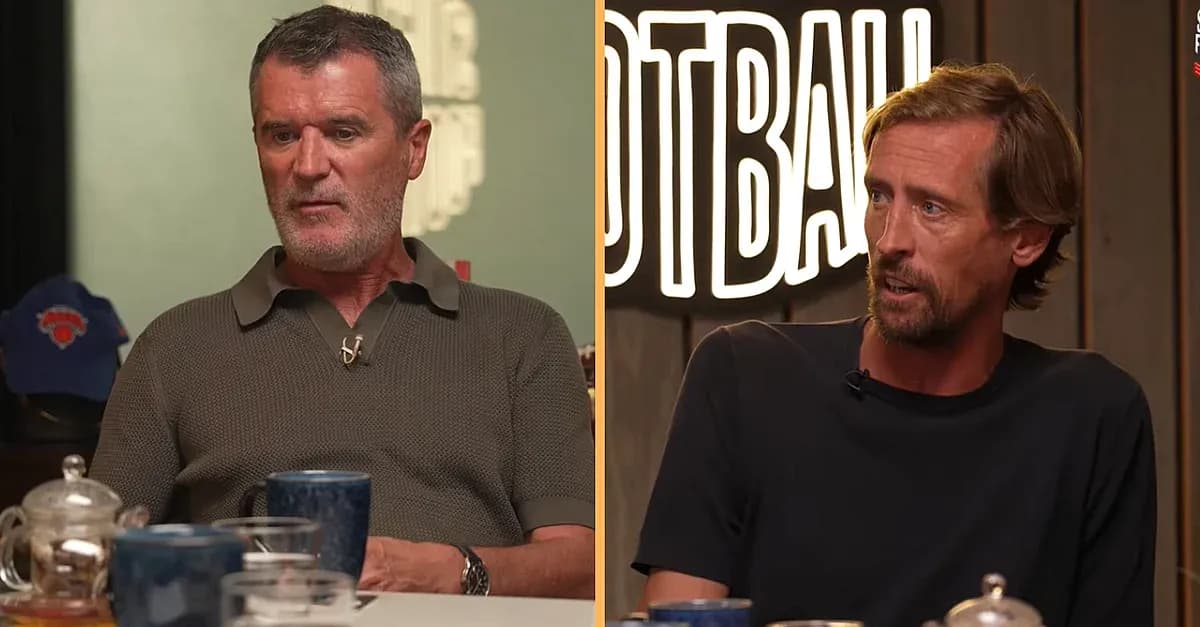 Roy Keane y Peter Crouch en una conversación Roy Keane y Peter Crouch en una conversación