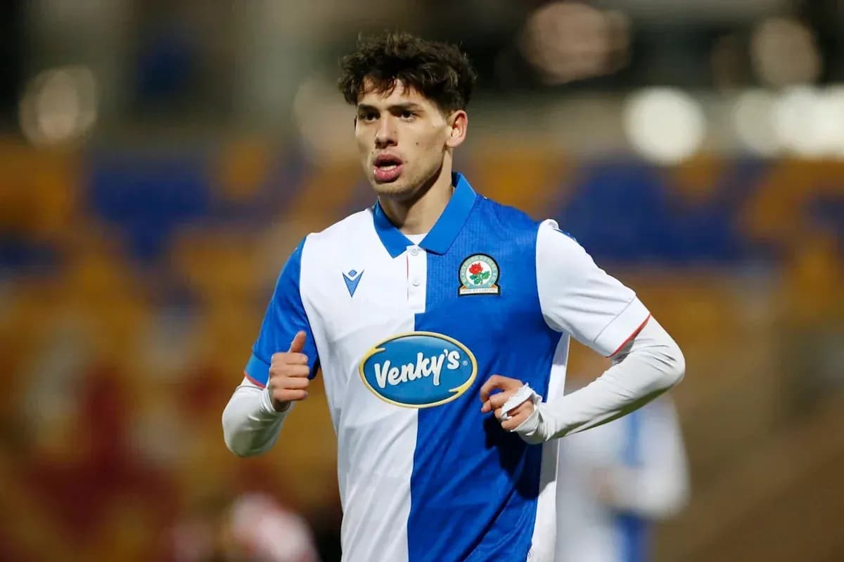 Jugador de Blackburn Rovers durante un partido Jugador de Blackburn Rovers durante un partido