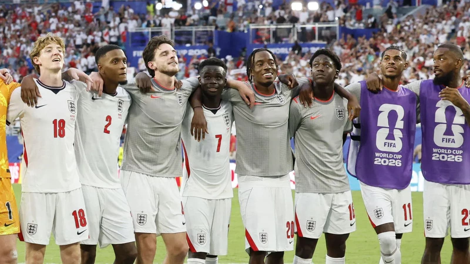 Jugadores de Inglaterra celebrando tras un partido Jugadores de Inglaterra celebrando tras un partido