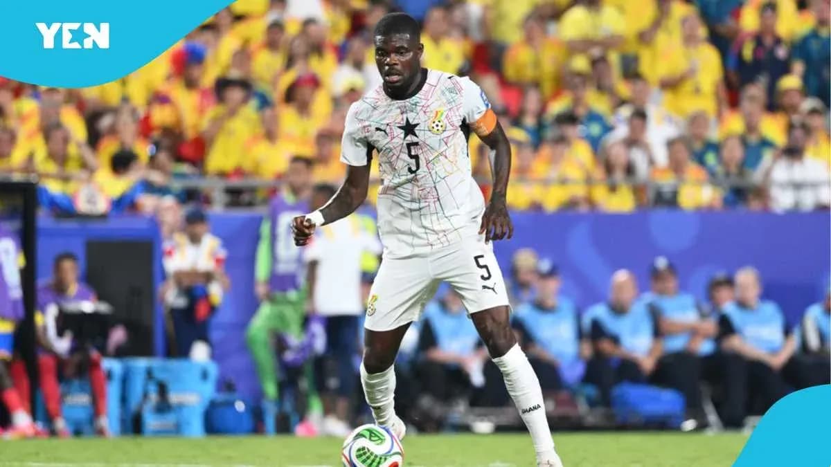 Jugador de Ghana en acción durante un partido Jugador de Ghana en acción durante un partido