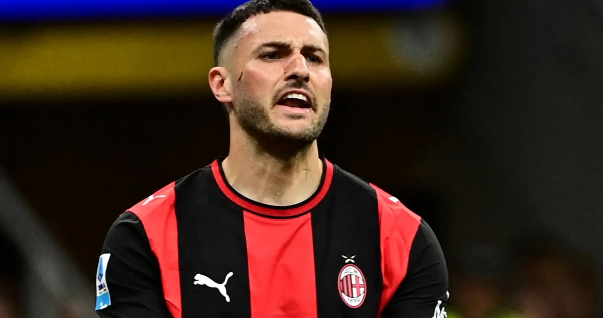 Jugador del AC Milan en acción durante un partido Jugador del AC Milan en acción durante un partido