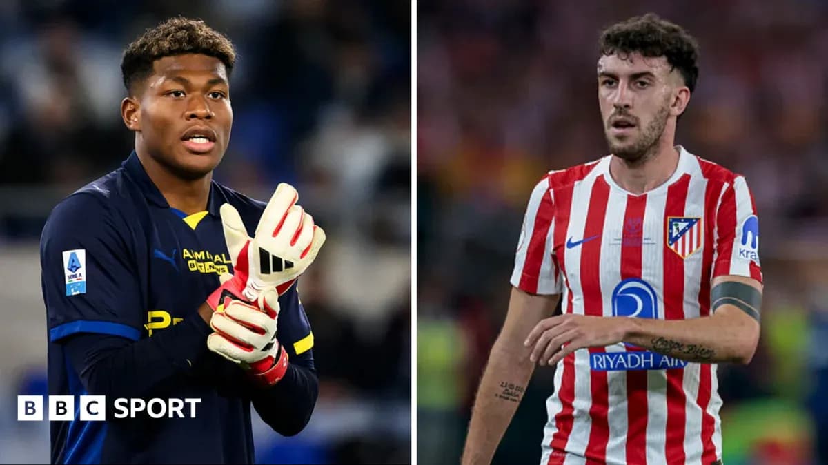 Portero y jugador de fútbol en acción Portero y jugador de fútbol en acción