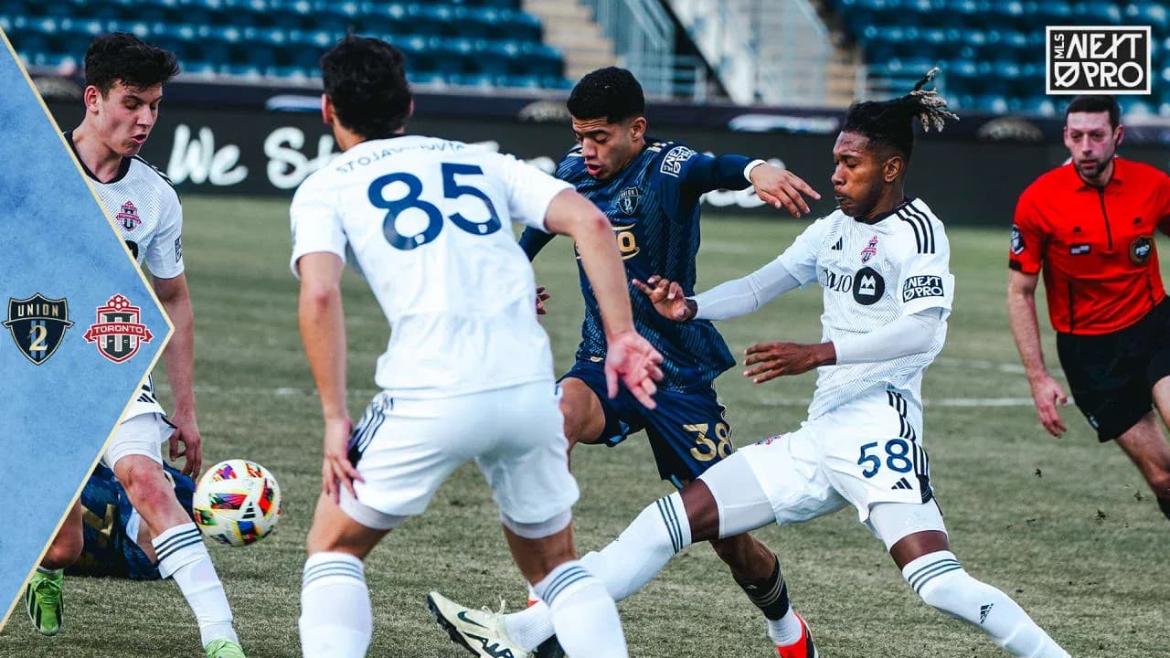Jugadores de Toronto II y Philadelphia Union II en acción Jugadores de Toronto II y Philadelphia Union II en acción