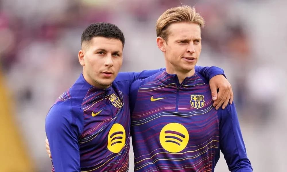 Dos jugadores de FC Barcelona en el calentamiento Dos jugadores de FC Barcelona en el calentamiento