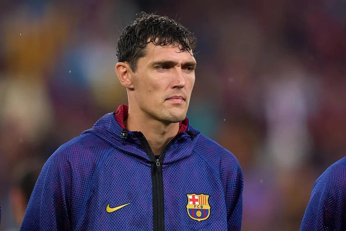 Jugador de Barcelona en la ceremonia previa al partido Jugador de Barcelona en la ceremonia previa al partido