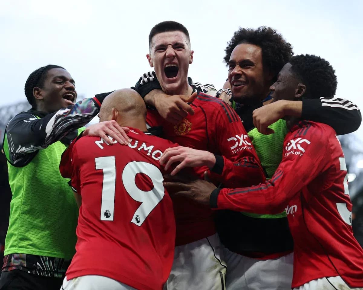 Celebración de jugadores de Manchester United Celebración de jugadores de Manchester United