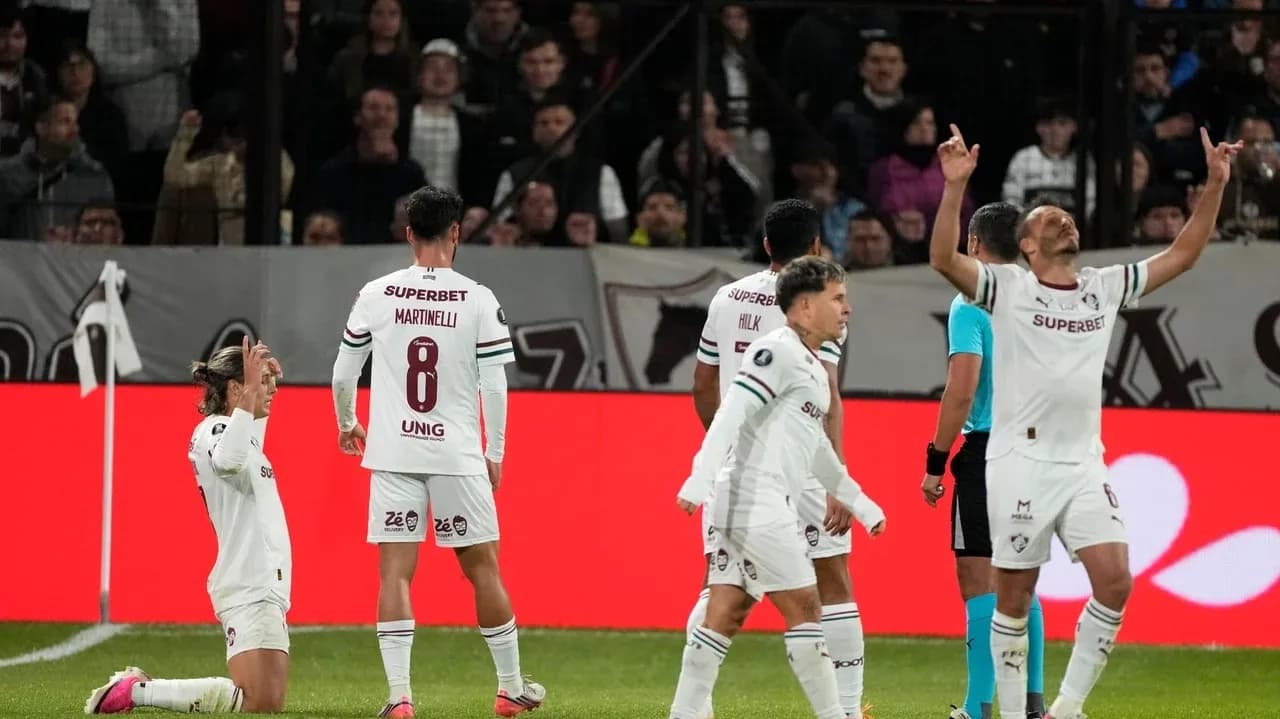 Jugadores de Fluminense celebrando un gol Jugadores de Fluminense celebrando un gol