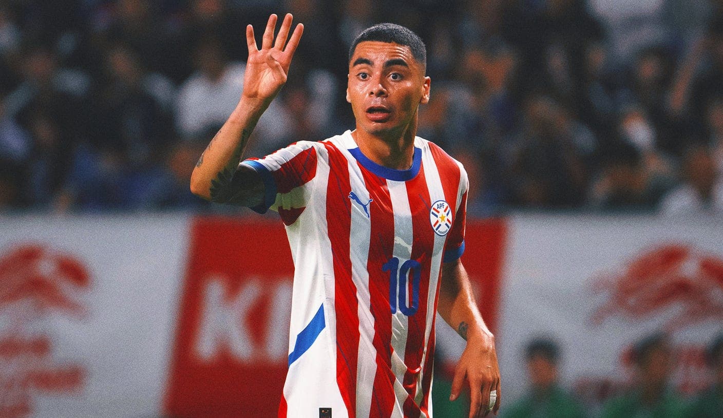 Jugador de Paraguay durante el partido Jugador de Paraguay durante el partido