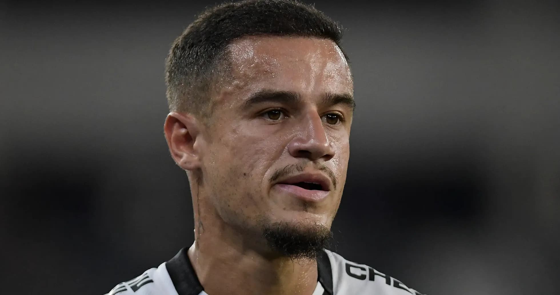 Philippe Coutinho se reúne con Neymar en Santos tras firmar hasta fin de temporada Philippe Coutinho se reúne con Neymar en Santos tras firmar hasta fin de temporada