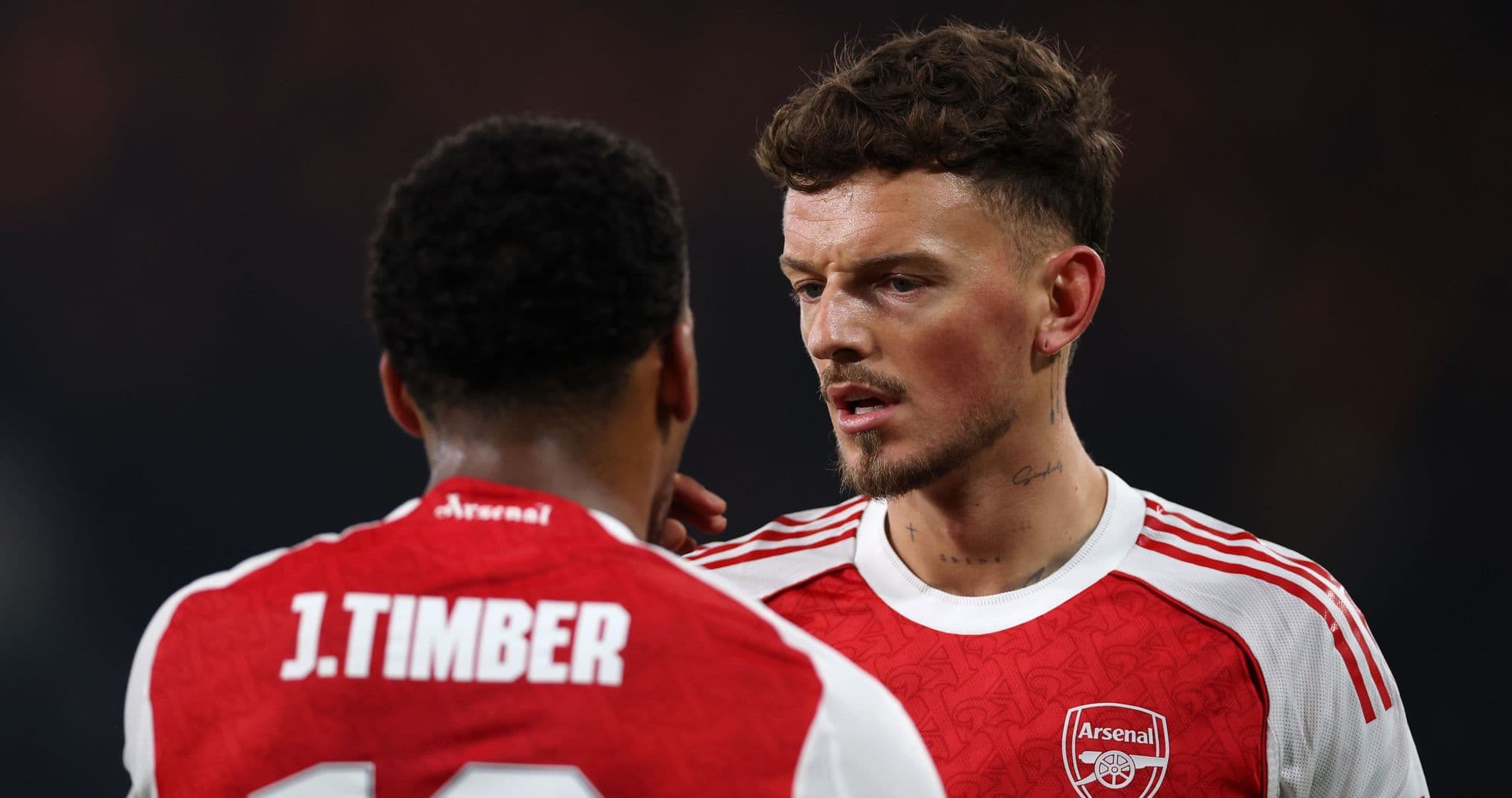 El reto físico que enfrentan Ben White y Jurrien Timber en el esquema táctico del Arsenal El reto físico que enfrentan Ben White y Jurrien Timber en el esquema táctico del Arsenal
