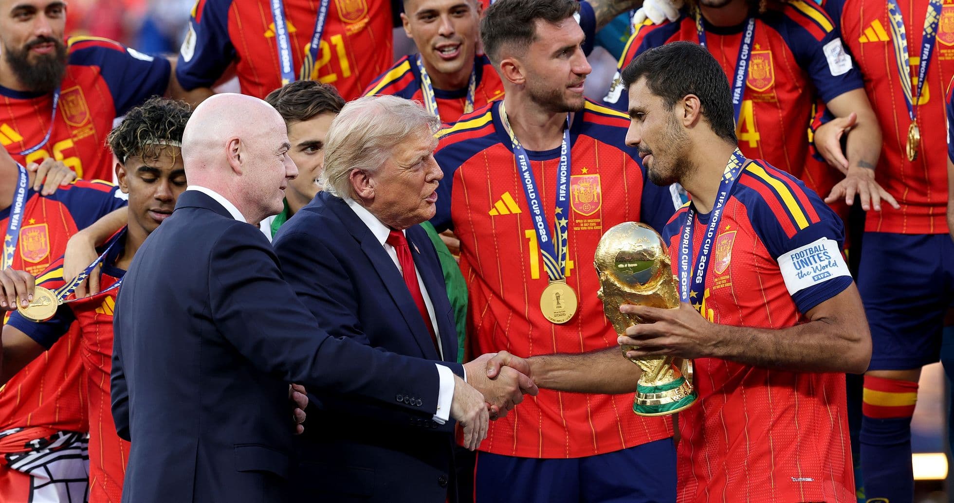 Un Mundial entre el Fútbol Brillante y la Controversia Administrativa Un Mundial entre el Fútbol Brillante y la Controversia Administrativa