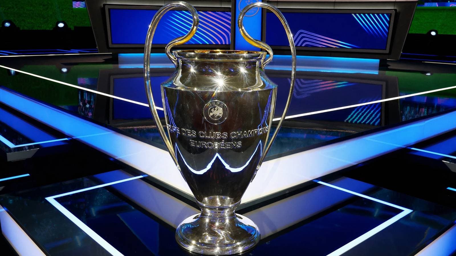 Predicción de la Fase de Grupos de la Champions League según un Superordenador Predicción de la Fase de Grupos de la Champions League según un Superordenador