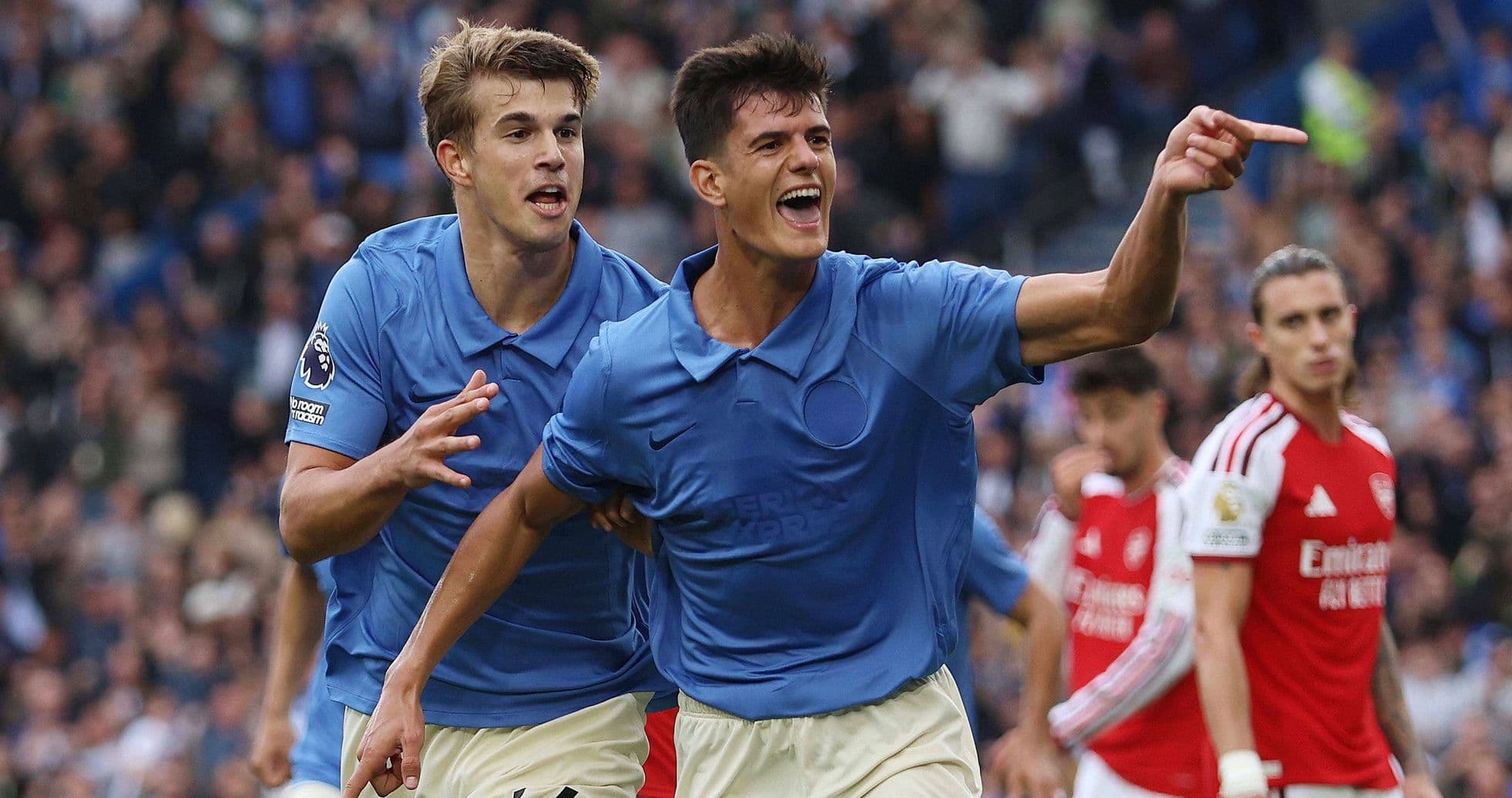 Chema Andrés no se cansa de ver su espectacular primer gol con Brighton en la victoria 3-0 sobre Arsenal Chema Andrés no se cansa de ver su espectacular primer gol con Brighton en la victoria 3-0 sobre Arsenal